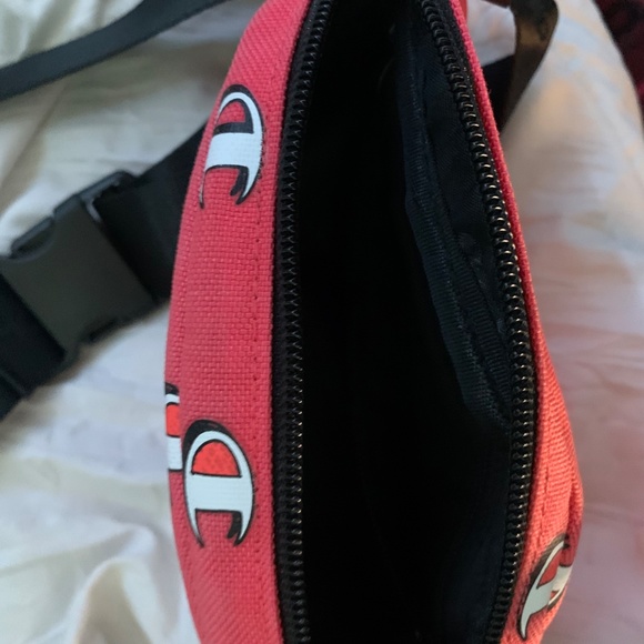 Champion Pink Fanny Pack - Picture 3 of 3